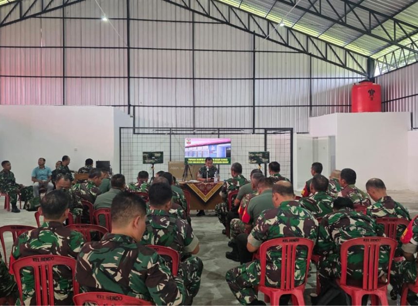 Wakil Panglima TNI Pimpin Vidcon Evaluasi Percepatan Pembangunan KDKMP di Kodim 0808/Blitar