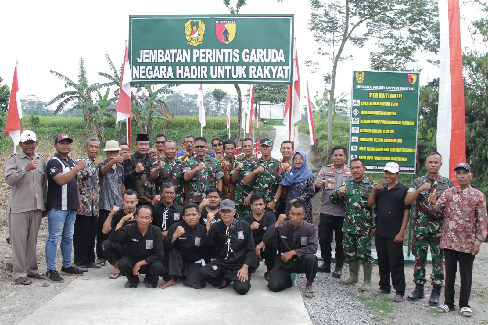 Monitoring Dan Evaluasi Aster Kasdam V/Brawijaya, Tinjau Jembatan Perintis Garuda Di Wilayah Kodim 0808/Blitar