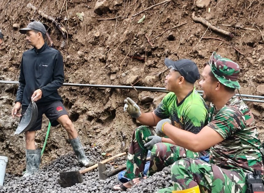 Di Balik Kucuran Keringat, Ada Senyum Yang Terpancar Di Lokasi TMMD 127 Kodim Wonogiri