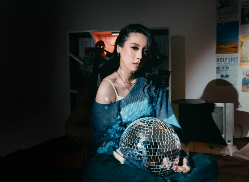 Joanna Andrea rilis lagu “Dinikmati Saja”, mengusung genre Folk-Pop indie.