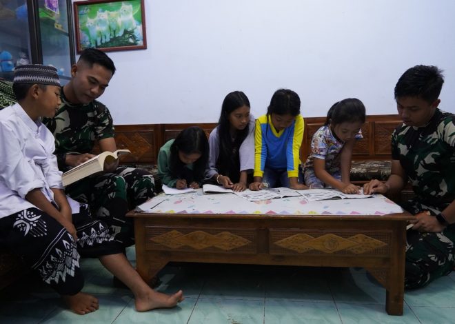 Bangun Generasi, Satgas TMMD Ke 127 Bimbing Belajar Anak-Anak Barurejo