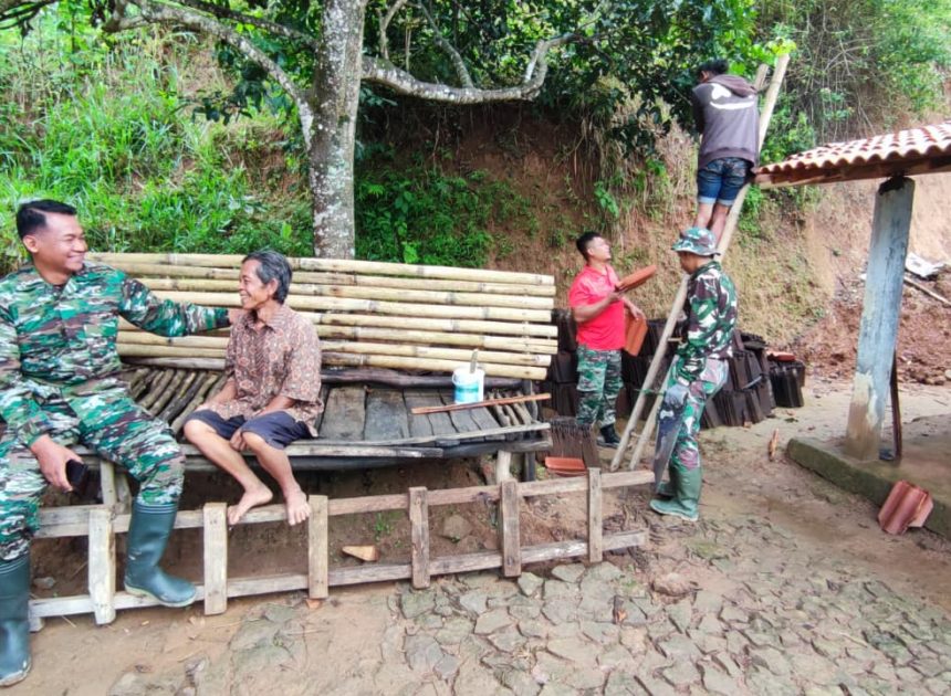 Mbah Surat : Alhamdulillah Sekarang Kalau Hujan Tidak Bocor Lagi Berkat TMMD 127 Kodim Wonogiri